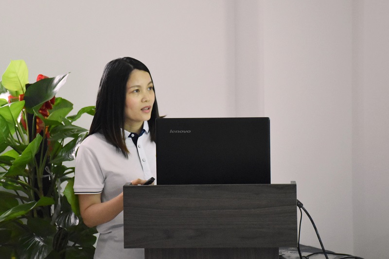 1655544965985491.jpg 羅素清經(jīng)理講解集團(tuán)人才培養(yǎng)大綱.jpg